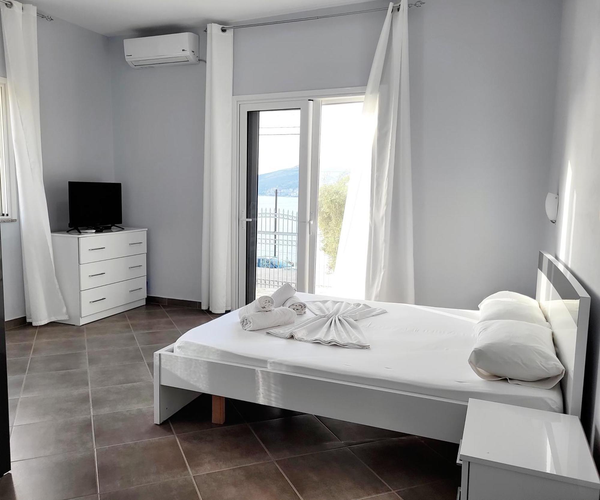 Vila Sulozeqi Apartment Sarande Ngoại thất bức ảnh